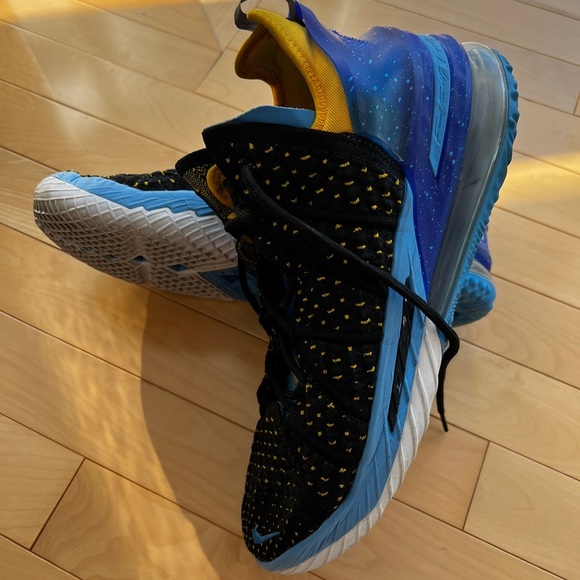 Nike LeBron XVIII What The Lakers Basketball Shoes Size 11 - Picture 6 of 7